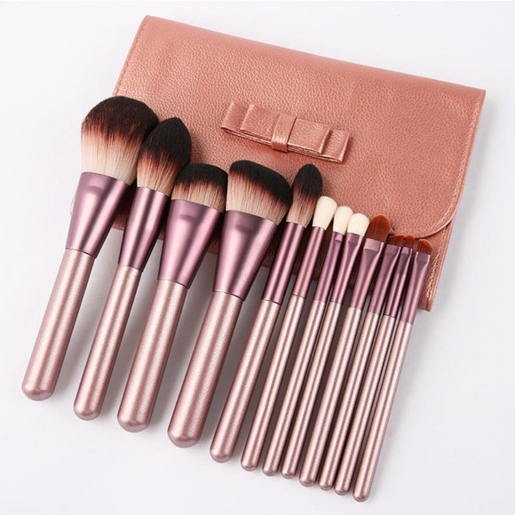 Premium Synthetic Hair 12 Piece Makeup Brush Set With Case - Picture 14 of 14